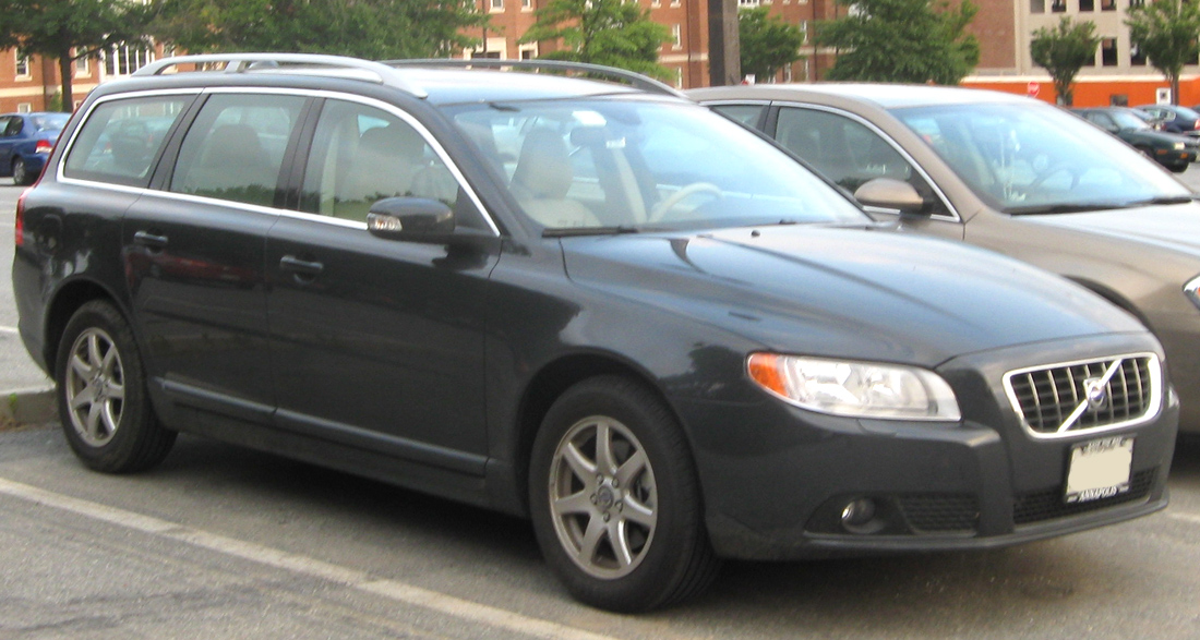 How to Replace the Upholstery on the Rear Seat Back of a 2000 Volvo V70